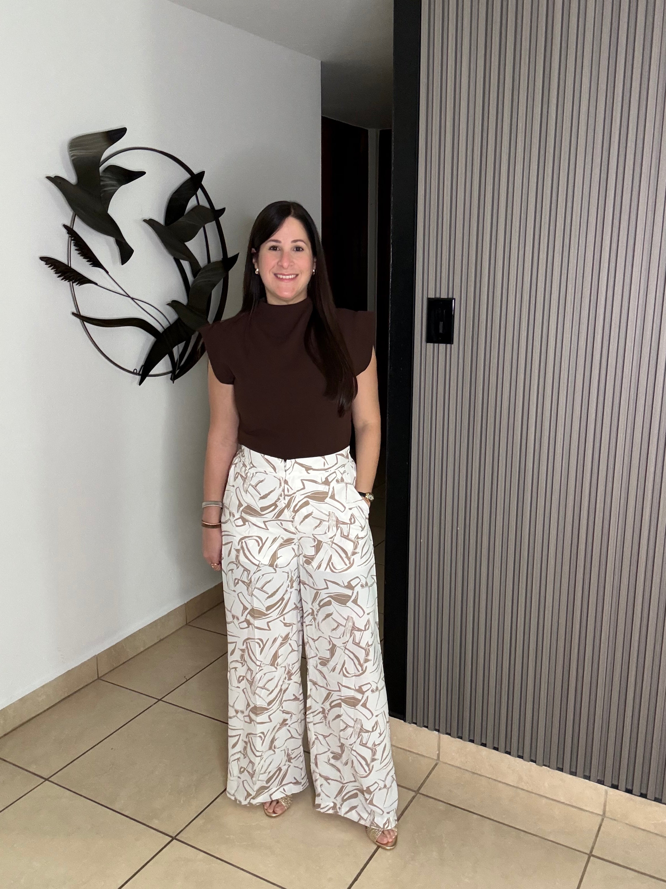 Elegant white and cream pant