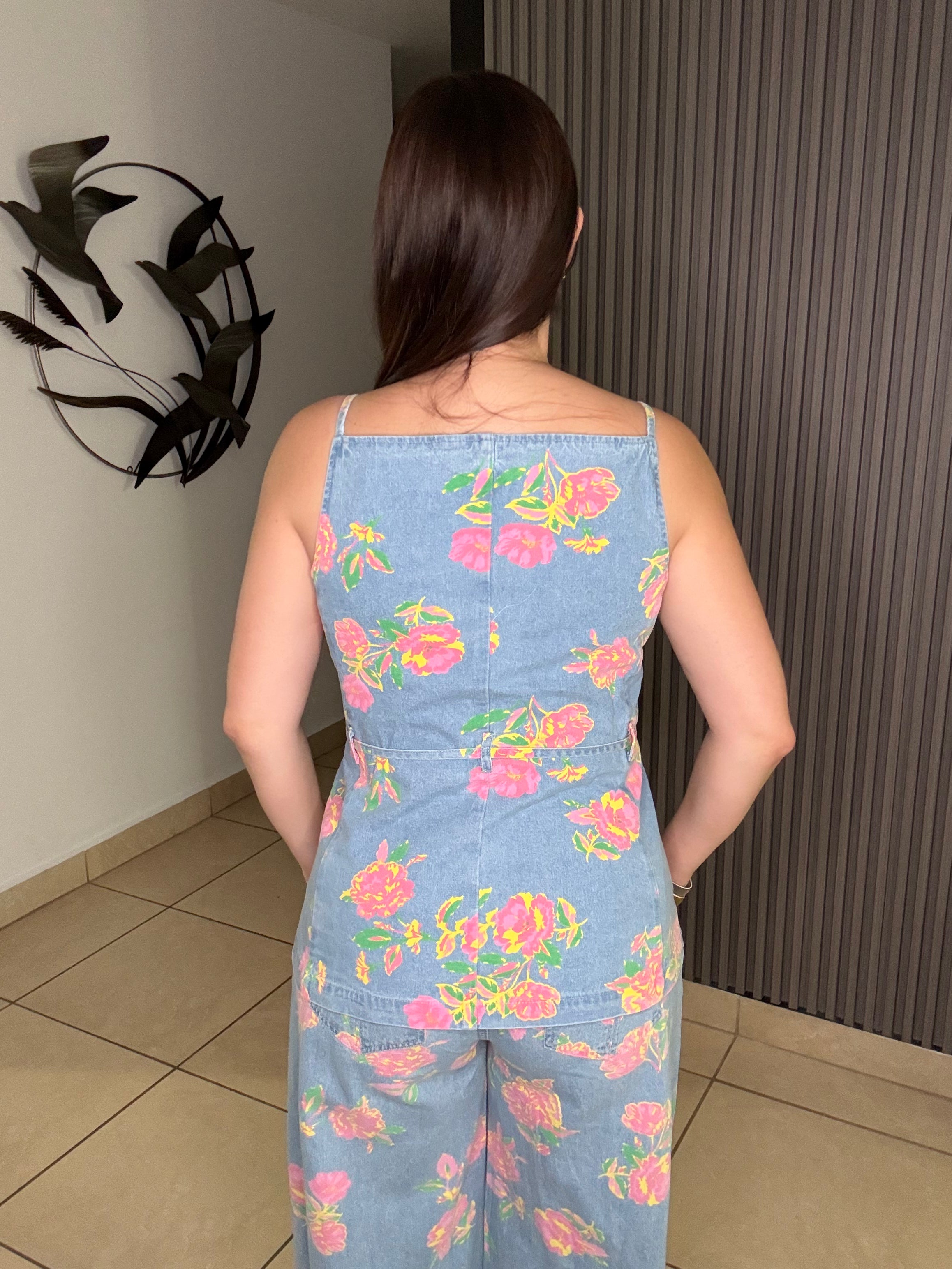 Woman floral vest