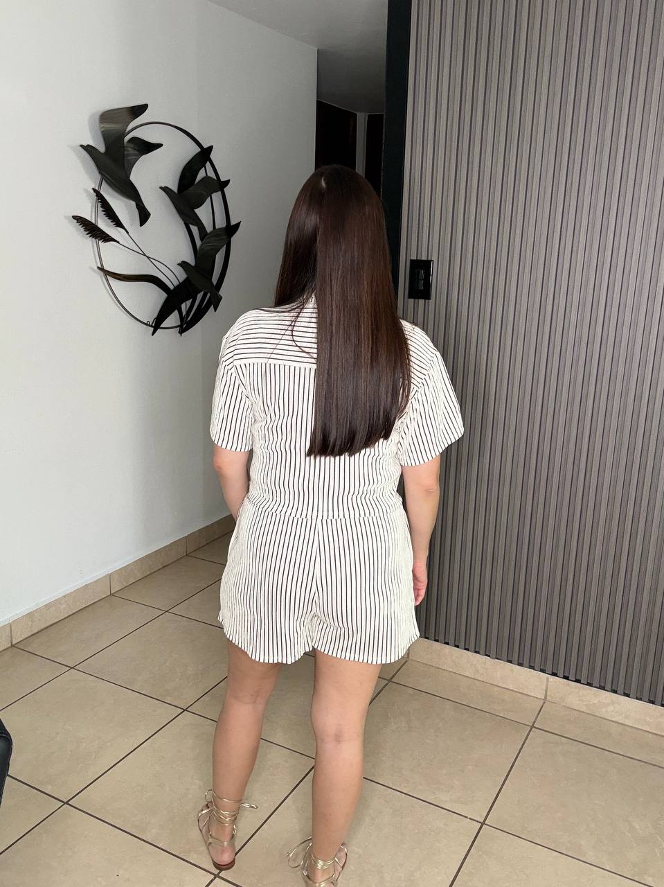 Light Ivory and Black Set
